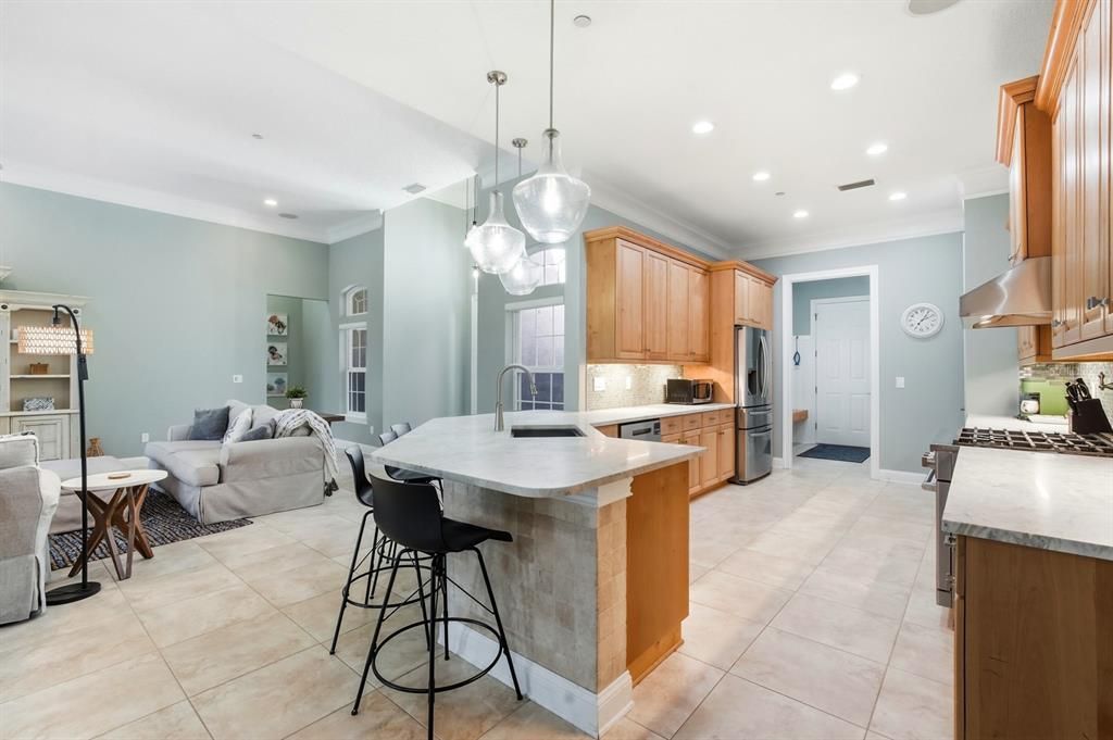 En Venta: $1,995,000 (5 camas, 8 baños, 5407 Pies cuadrados)