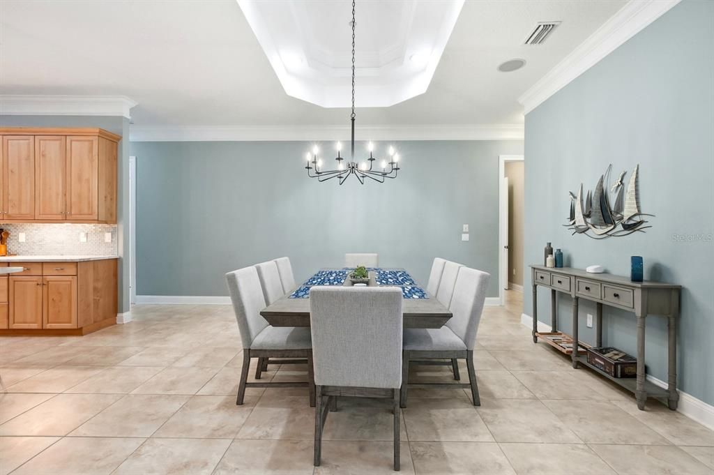 En Venta: $1,995,000 (5 camas, 8 baños, 5407 Pies cuadrados)