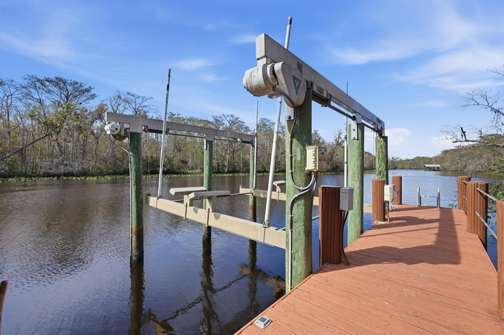 En Venta: $1,995,000 (5 camas, 8 baños, 5407 Pies cuadrados)