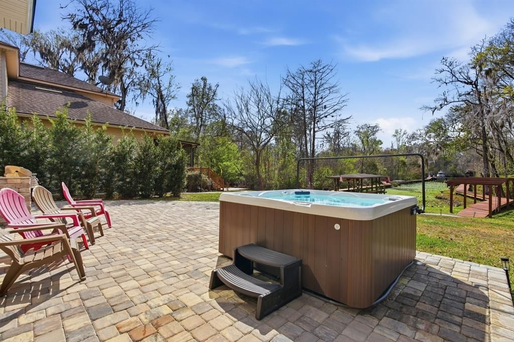 En Venta: $1,995,000 (5 camas, 8 baños, 5407 Pies cuadrados)