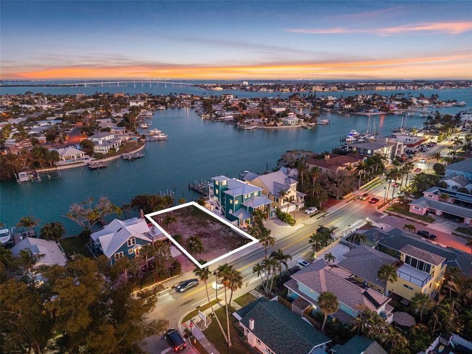 For Sale: $1,930,000 (0.16 acres)