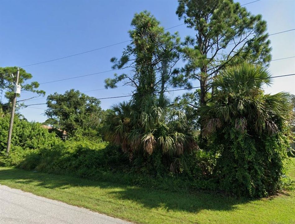 Activo con contrato: $18,999 (0.23 acres)