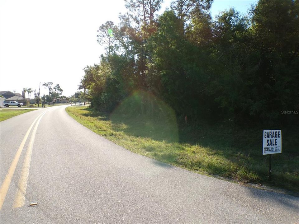 На продажу: $43,990 (0.25 acres)