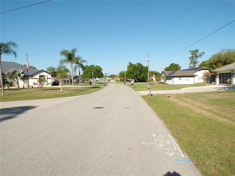 На продажу: $43,990 (0.25 acres)