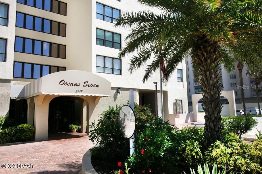 For Rent: $3,400 (3 beds, 2 baths, 1458 Square Feet)