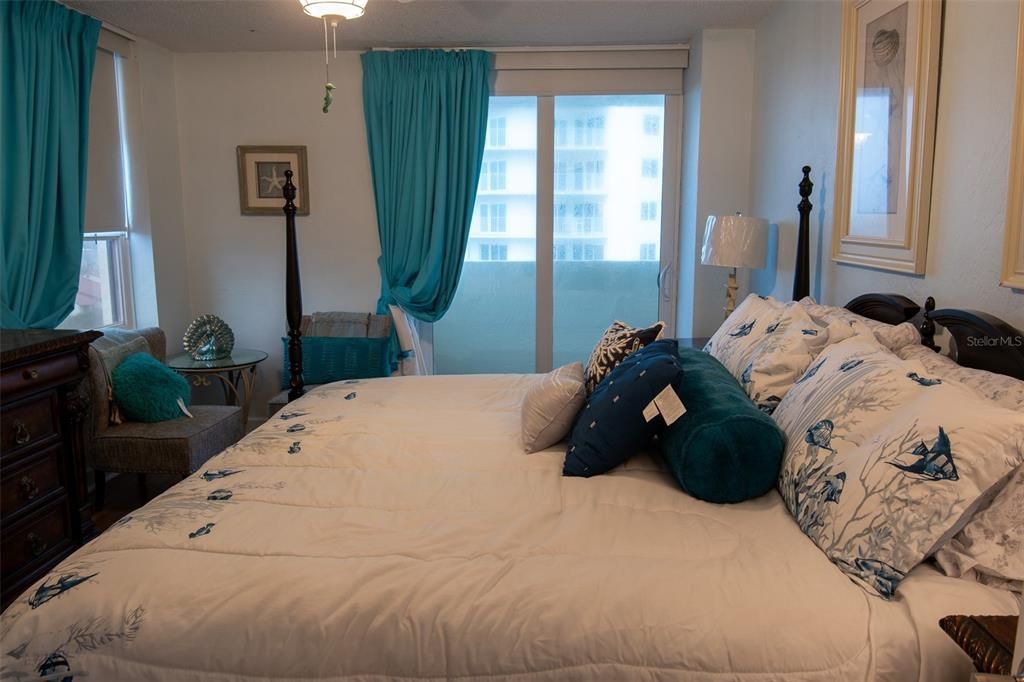For Rent: $3,400 (3 beds, 2 baths, 1458 Square Feet)