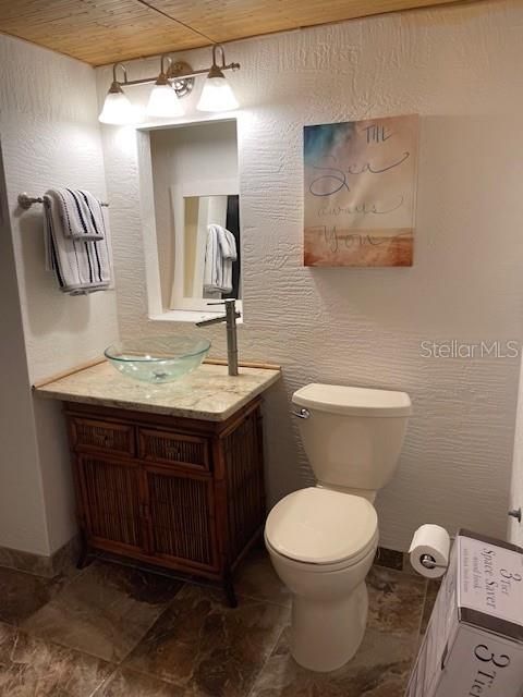 For Rent: $3,400 (3 beds, 2 baths, 1458 Square Feet)
