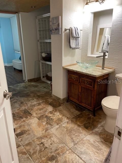 For Rent: $3,400 (3 beds, 2 baths, 1458 Square Feet)