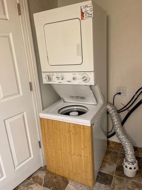 For Rent: $3,400 (3 beds, 2 baths, 1458 Square Feet)