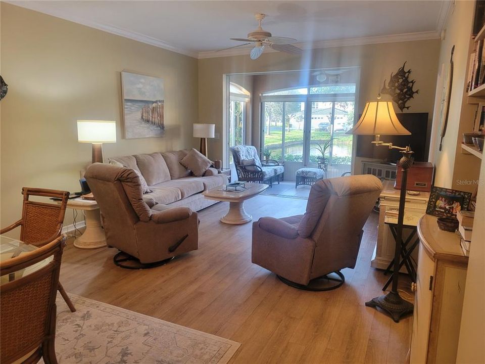 For Rent: $2,200 (2 beds, 2 baths, 1280 Square Feet)