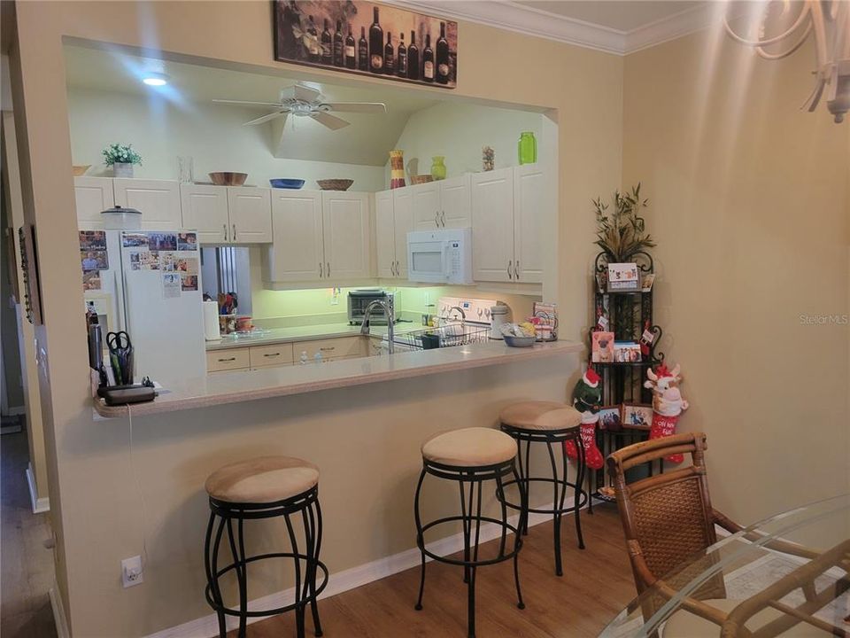 For Rent: $2,200 (2 beds, 2 baths, 1280 Square Feet)