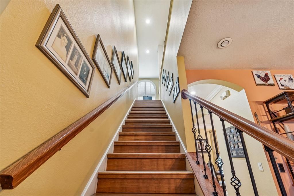 For Sale: $825,000 (4 beds, 2 baths, 2829 Square Feet)