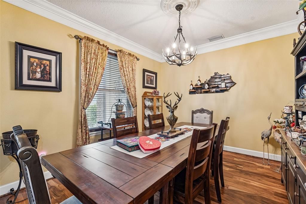 For Sale: $825,000 (4 beds, 2 baths, 2829 Square Feet)