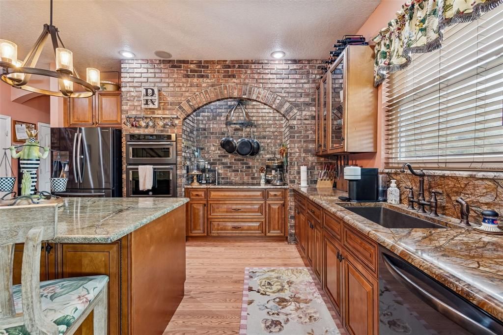 For Sale: $825,000 (4 beds, 2 baths, 2829 Square Feet)