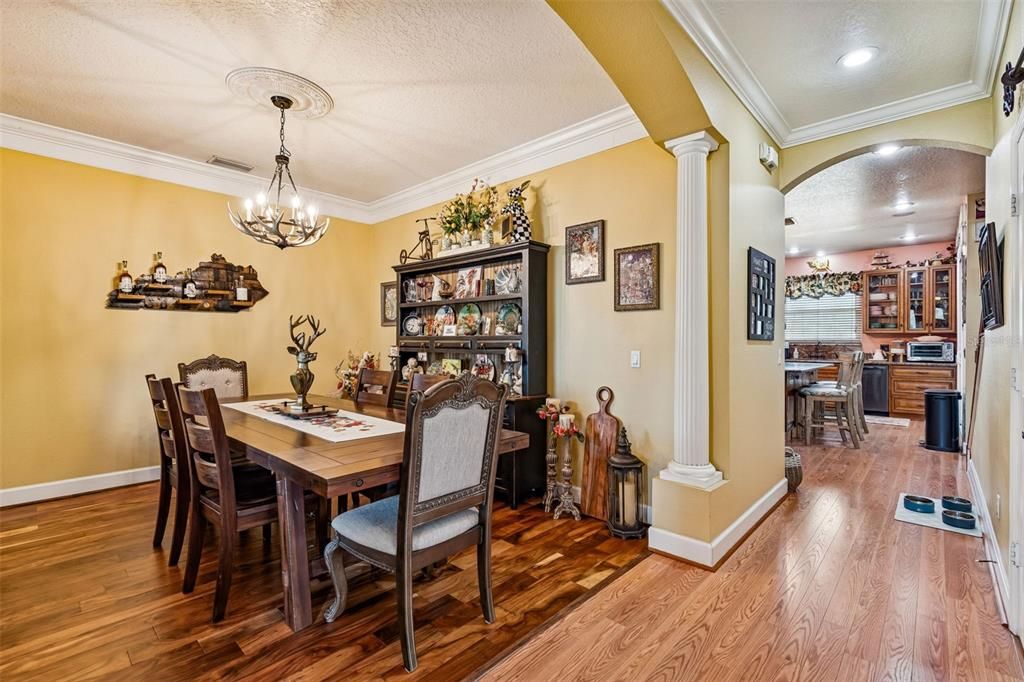 For Sale: $825,000 (4 beds, 2 baths, 2829 Square Feet)