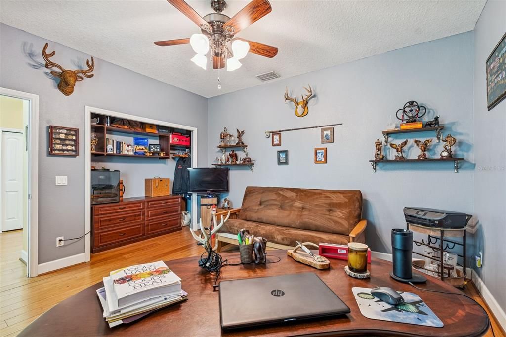 For Sale: $825,000 (4 beds, 2 baths, 2829 Square Feet)