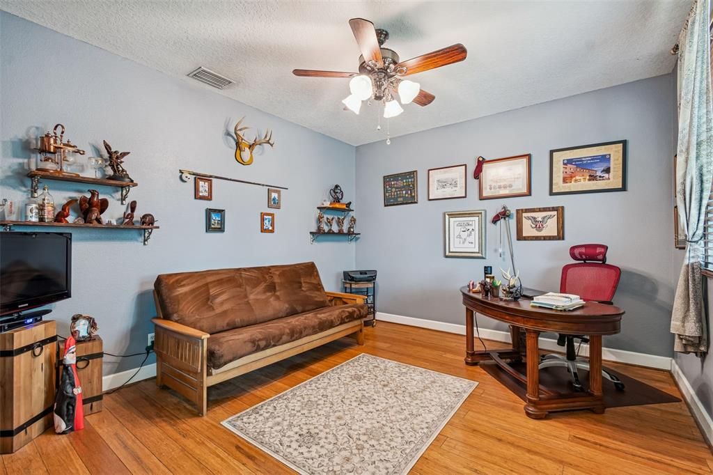 For Sale: $825,000 (4 beds, 2 baths, 2829 Square Feet)