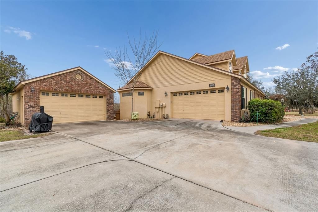 For Sale: $825,000 (4 beds, 2 baths, 2829 Square Feet)