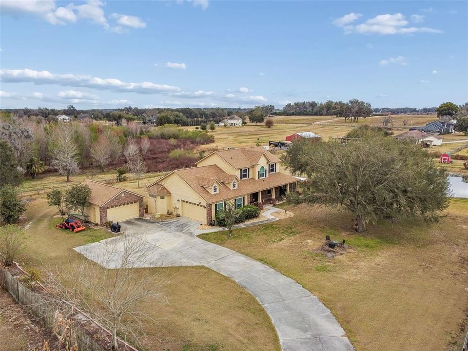 For Sale: $825,000 (4 beds, 2 baths, 2829 Square Feet)