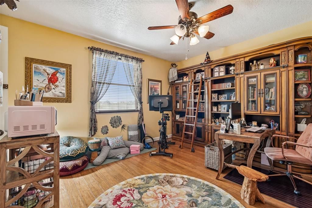 For Sale: $825,000 (4 beds, 2 baths, 2829 Square Feet)
