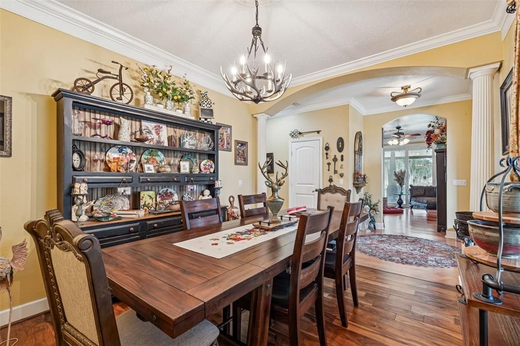 For Sale: $825,000 (4 beds, 2 baths, 2829 Square Feet)
