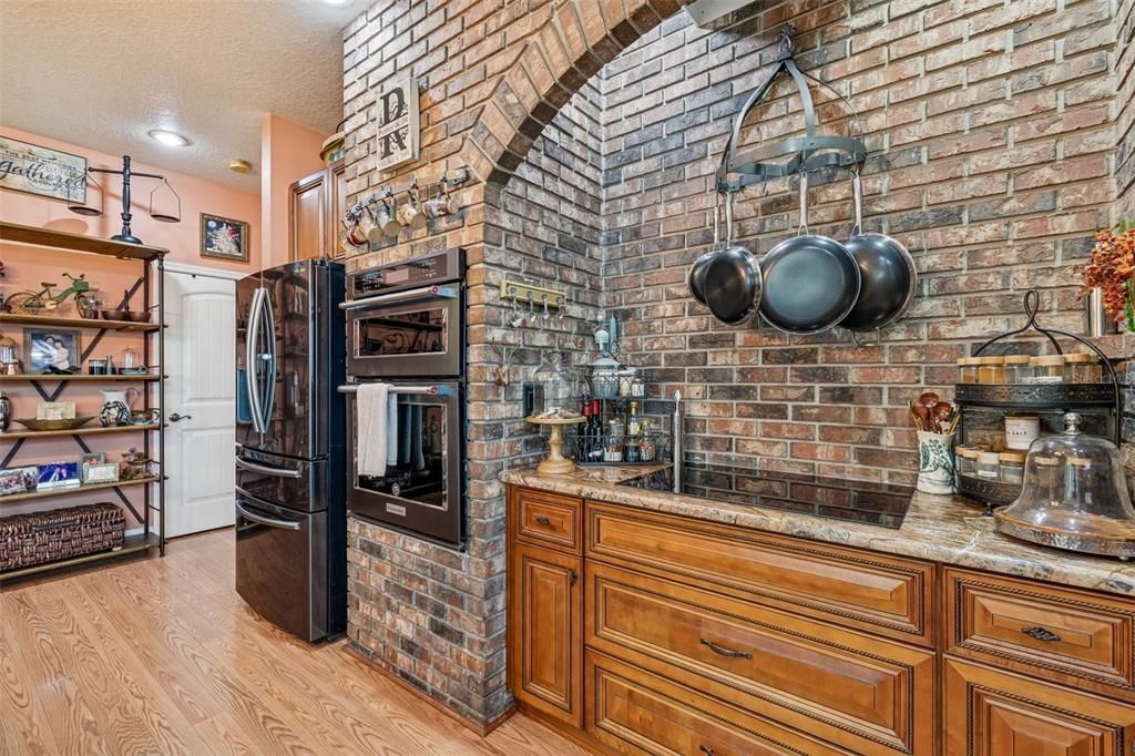For Sale: $825,000 (4 beds, 2 baths, 2829 Square Feet)