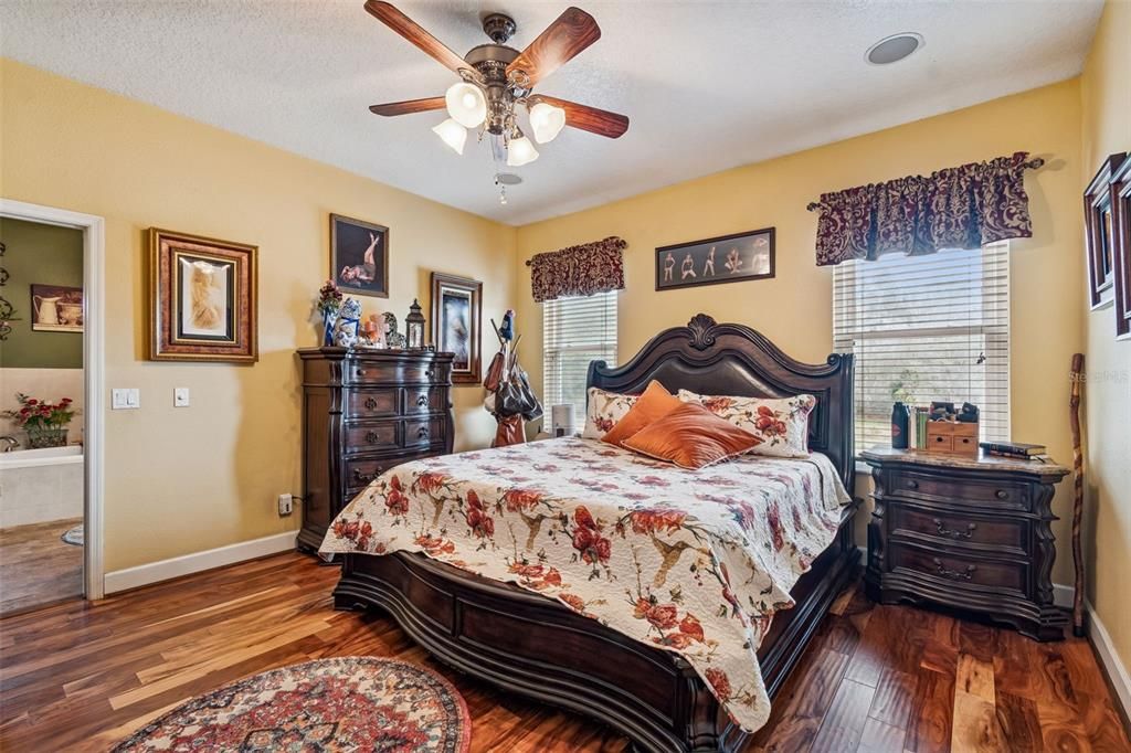 For Sale: $825,000 (4 beds, 2 baths, 2829 Square Feet)