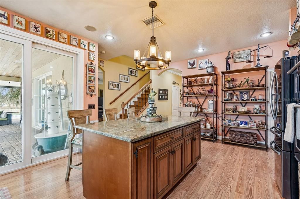 For Sale: $825,000 (4 beds, 2 baths, 2829 Square Feet)