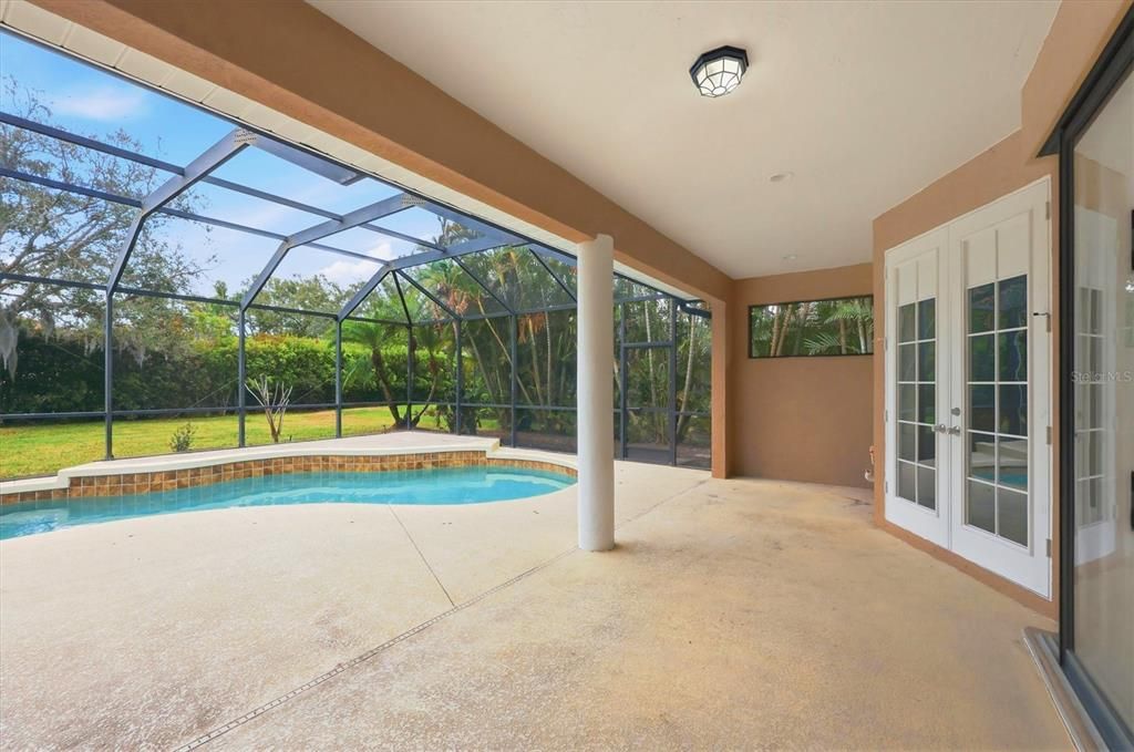 Activo con contrato: $559,800 (3 camas, 2 baños, 2116 Pies cuadrados)