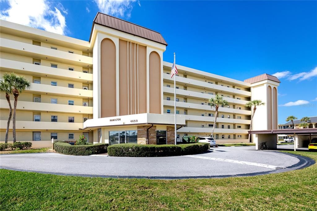 Activo con contrato: $215,000 (2 camas, 2 baños, 970 Pies cuadrados)