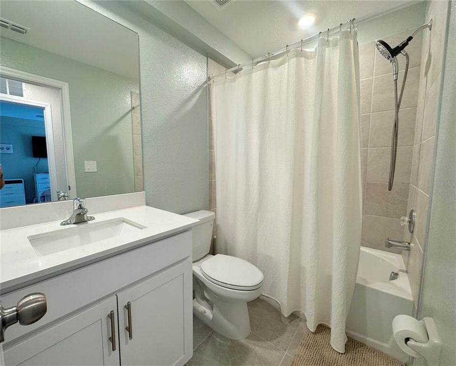 В аренду: $2,250 (3 спален, 2 ванн, 1352 Квадратных фут)