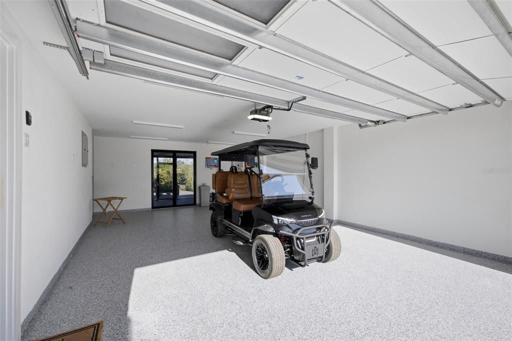 For Sale: $1,250,000 (3 beds, 2 baths, 2550 Square Feet)