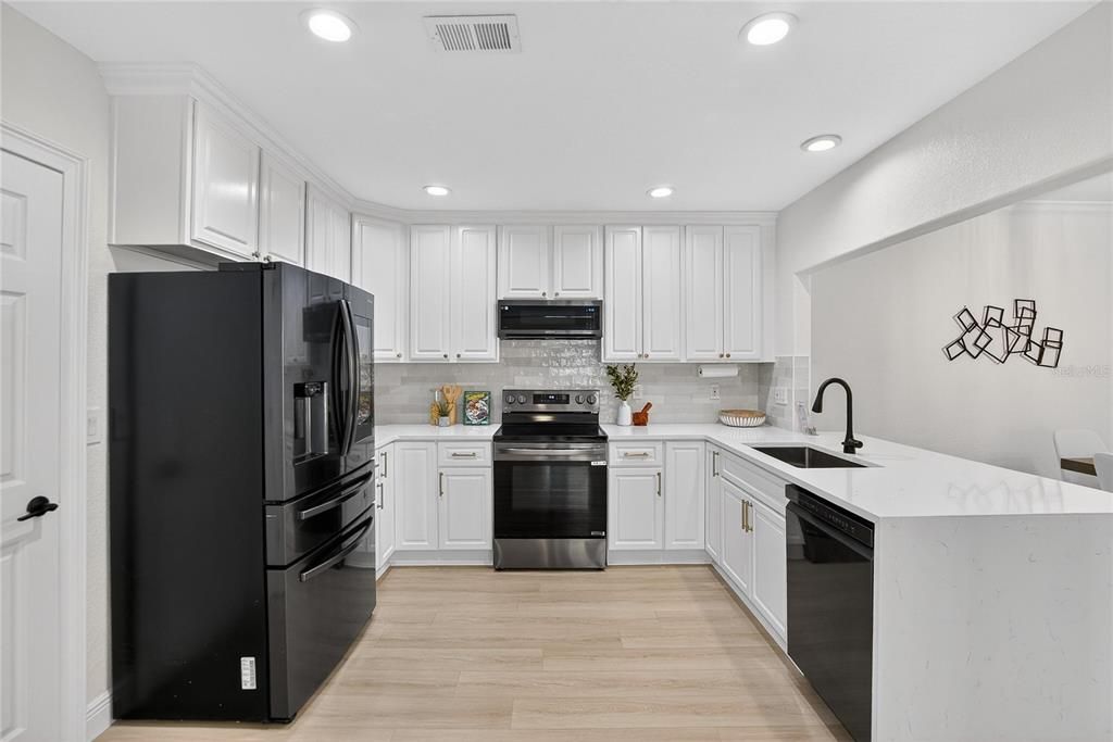 For Sale: $620,000 (3 beds, 2 baths, 2137 Square Feet)