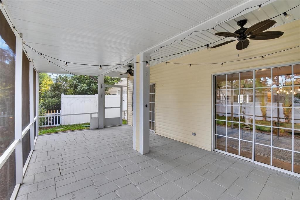For Sale: $620,000 (3 beds, 2 baths, 2137 Square Feet)