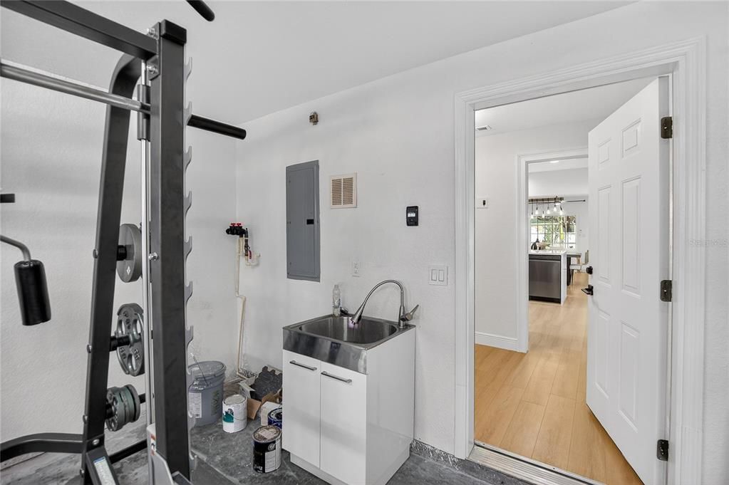 For Sale: $620,000 (3 beds, 2 baths, 2137 Square Feet)