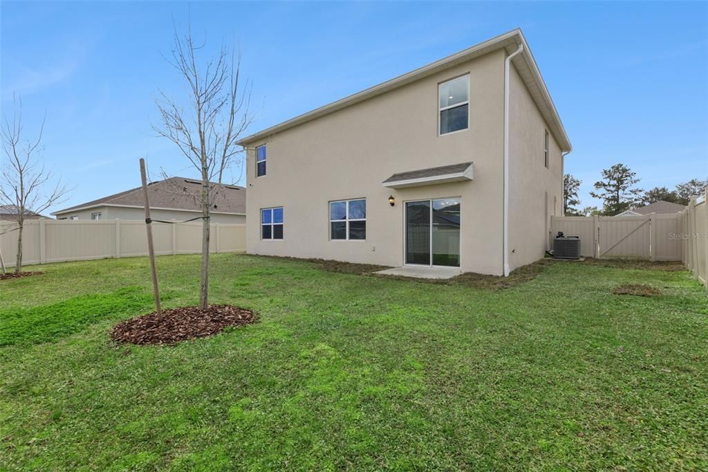 Activo con contrato: $465,000 (5 camas, 3 baños, 2807 Pies cuadrados)