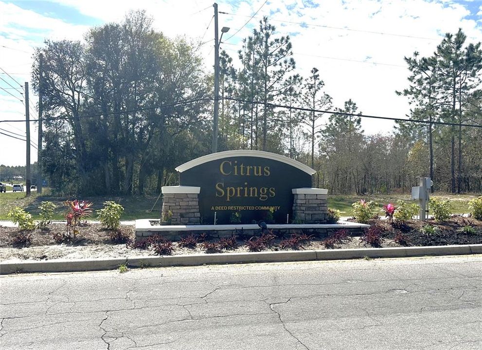 На продажу: $18,000 (0.23 acres)