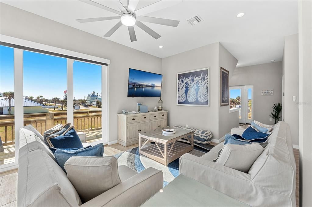 For Sale: $1,850,000 (4 beds, 3 baths, 2440 Square Feet)