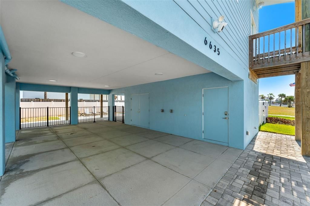 For Sale: $1,850,000 (4 beds, 3 baths, 2440 Square Feet)