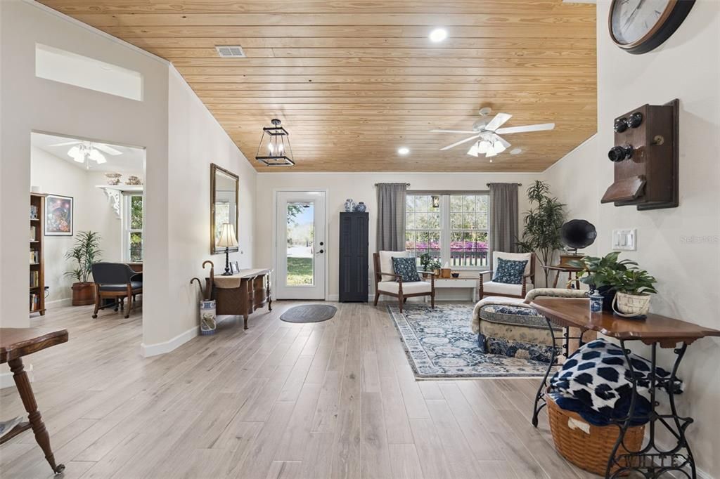 For Sale: $829,000 (3 beds, 3 baths, 3598 Square Feet)