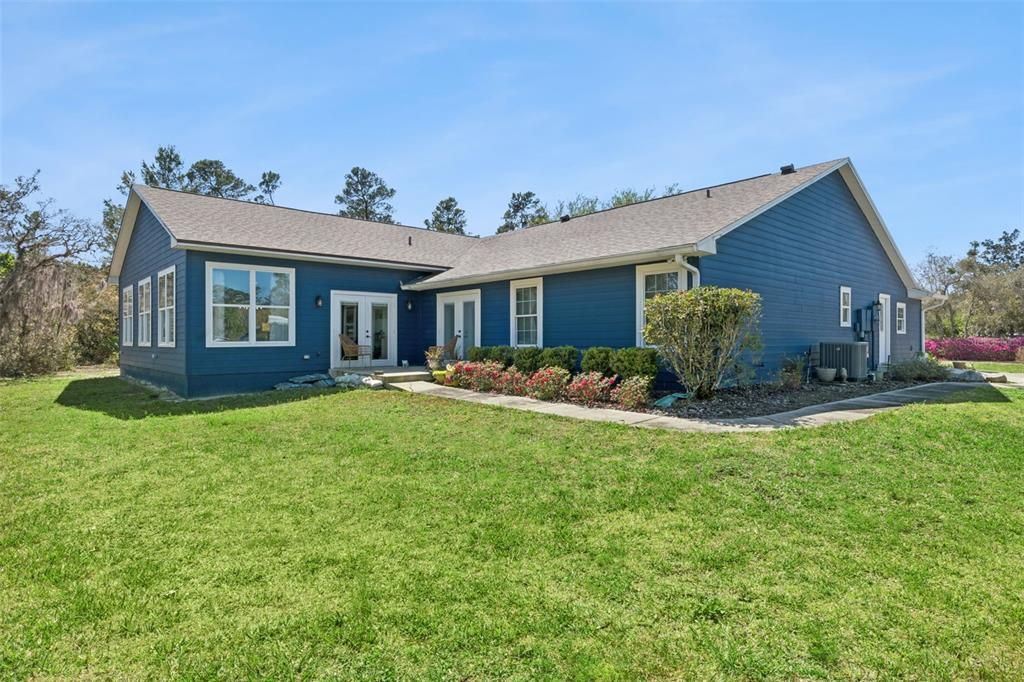 For Sale: $829,000 (3 beds, 3 baths, 3598 Square Feet)