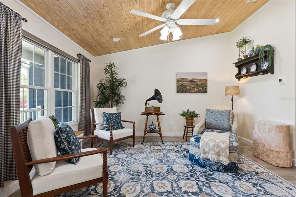 For Sale: $829,000 (3 beds, 3 baths, 3598 Square Feet)