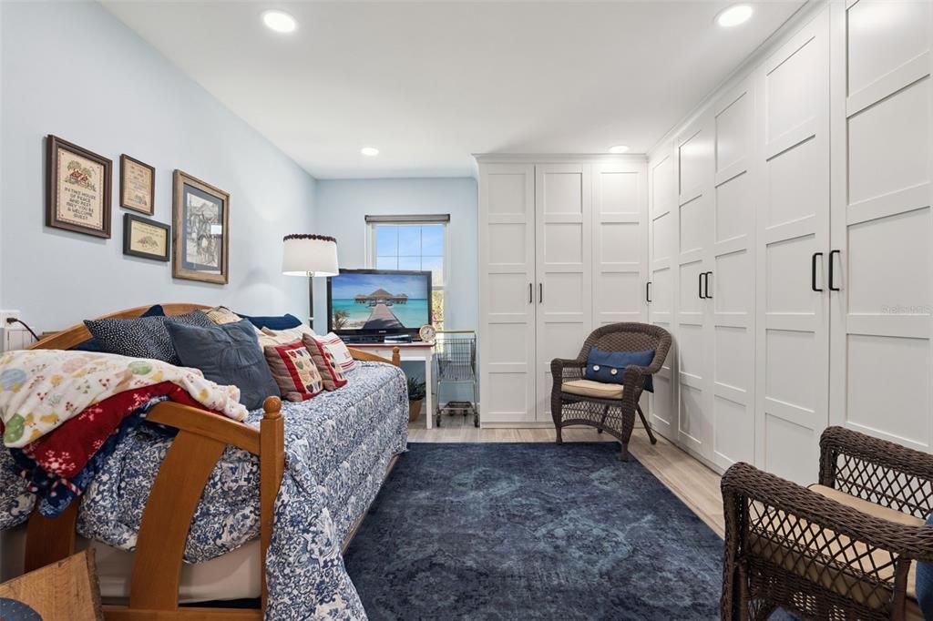 For Sale: $829,000 (3 beds, 3 baths, 3598 Square Feet)