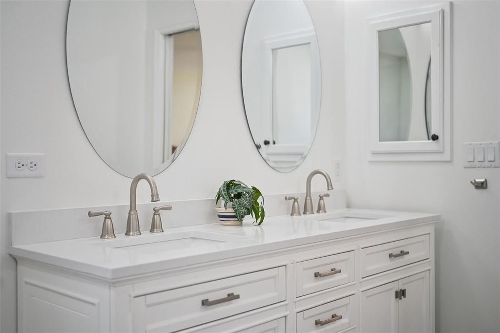For Sale: $829,000 (3 beds, 3 baths, 3598 Square Feet)