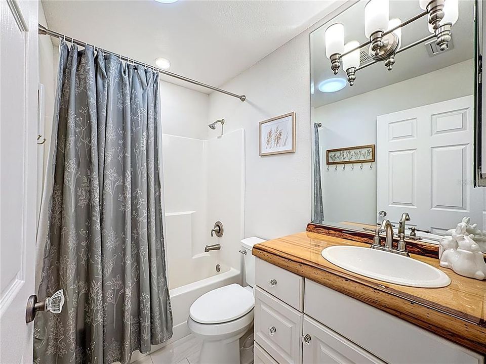 En Venta: $680,000 (2 camas, 2 baños, 992 Pies cuadrados)
