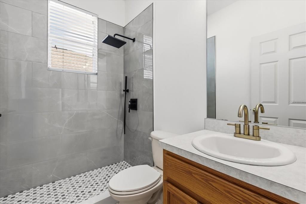 En Venta: $575,000 (5 camas, 4 baños, 3484 Pies cuadrados)