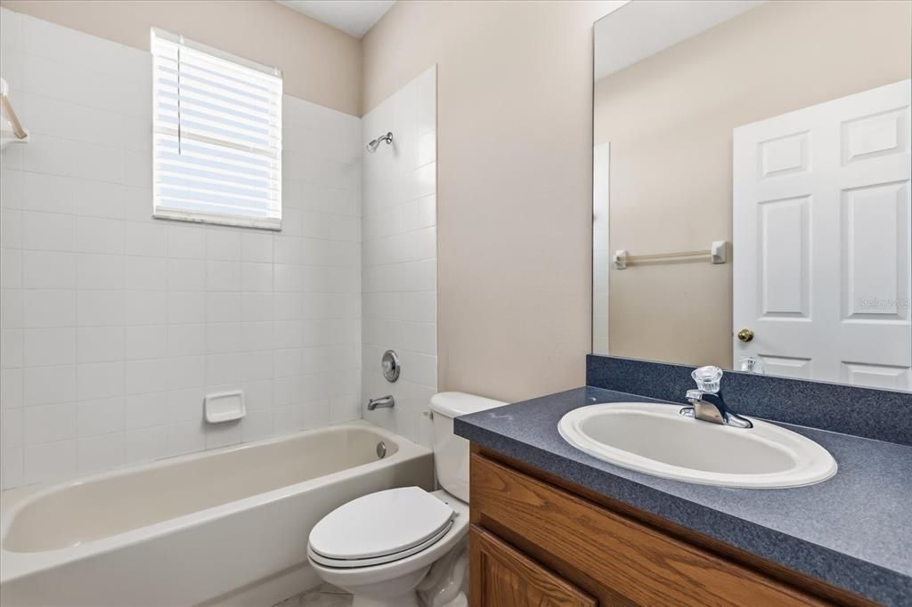 En Venta: $575,000 (5 camas, 4 baños, 3484 Pies cuadrados)