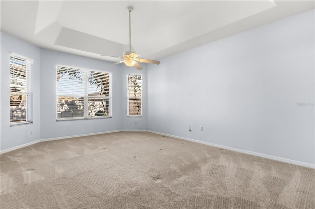 En Venta: $575,000 (5 camas, 4 baños, 3484 Pies cuadrados)