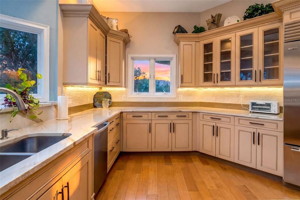 For Sale: $2,195,000 (4 beds, 3 baths, 3723 Square Feet)