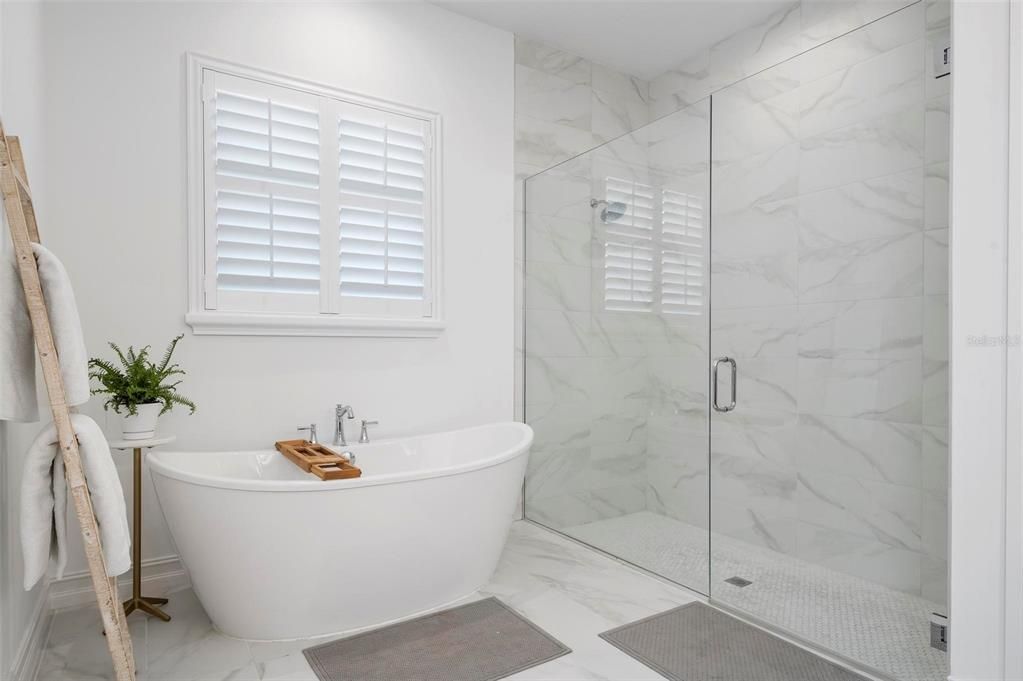 Active With Contract: $1,925,000 (5 beds, 4 baths, 3572 Square Feet)